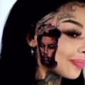 Chrisean Rock neemt grote tattoo in gezicht van politiefoto Blueface