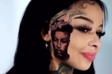 Chrisean Rock neemt grote tattoo in gezicht van politiefoto Blueface